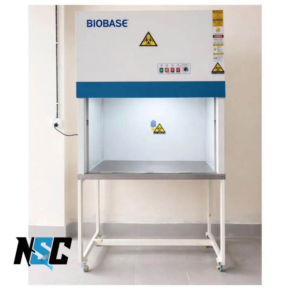 Laminar Flow Cabinet - 4 Feet